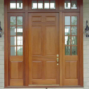 front-door-with-side-transoms